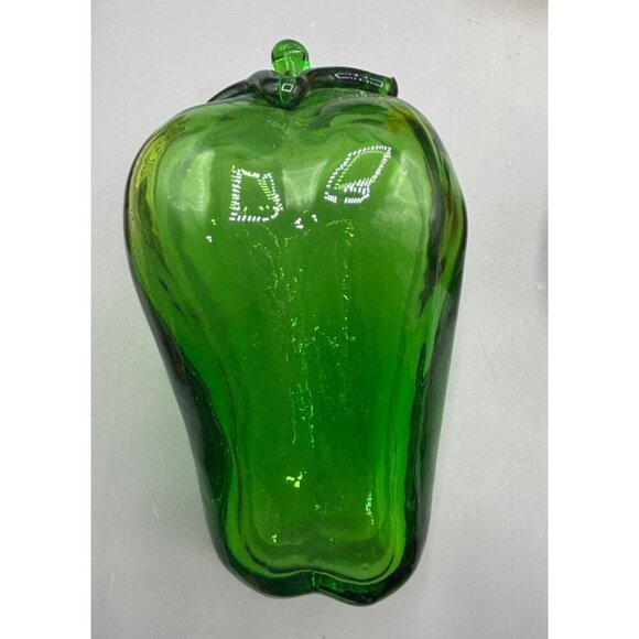 Vtg Blow Green Glass Bell Pepper Decor Art Deco Kitchen Decor - Picture 1 of 5